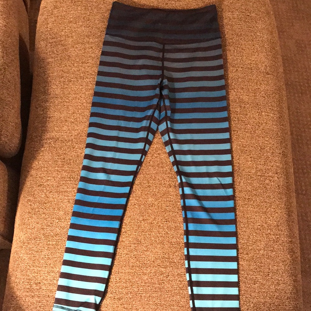 Zyia leggings